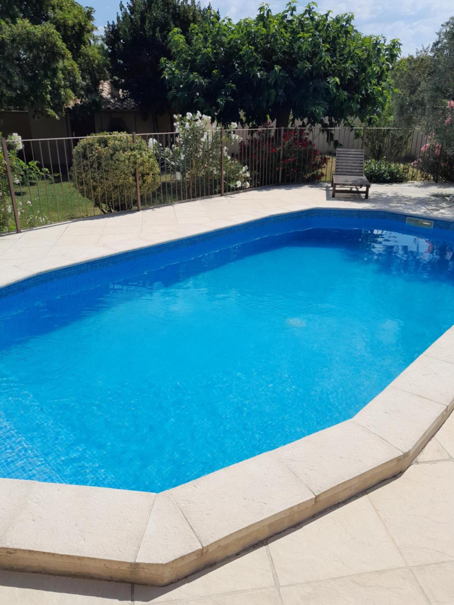 Mas La Gentille ,,, A La Campagne , Beautiful Outdoor , Swimming Pool , Pool House , Nice Green Garden , Bbq ,,, Only For You , Pour Passer Un Sejour Inoubliable Pernes-les-Fontaines Buitenkant foto