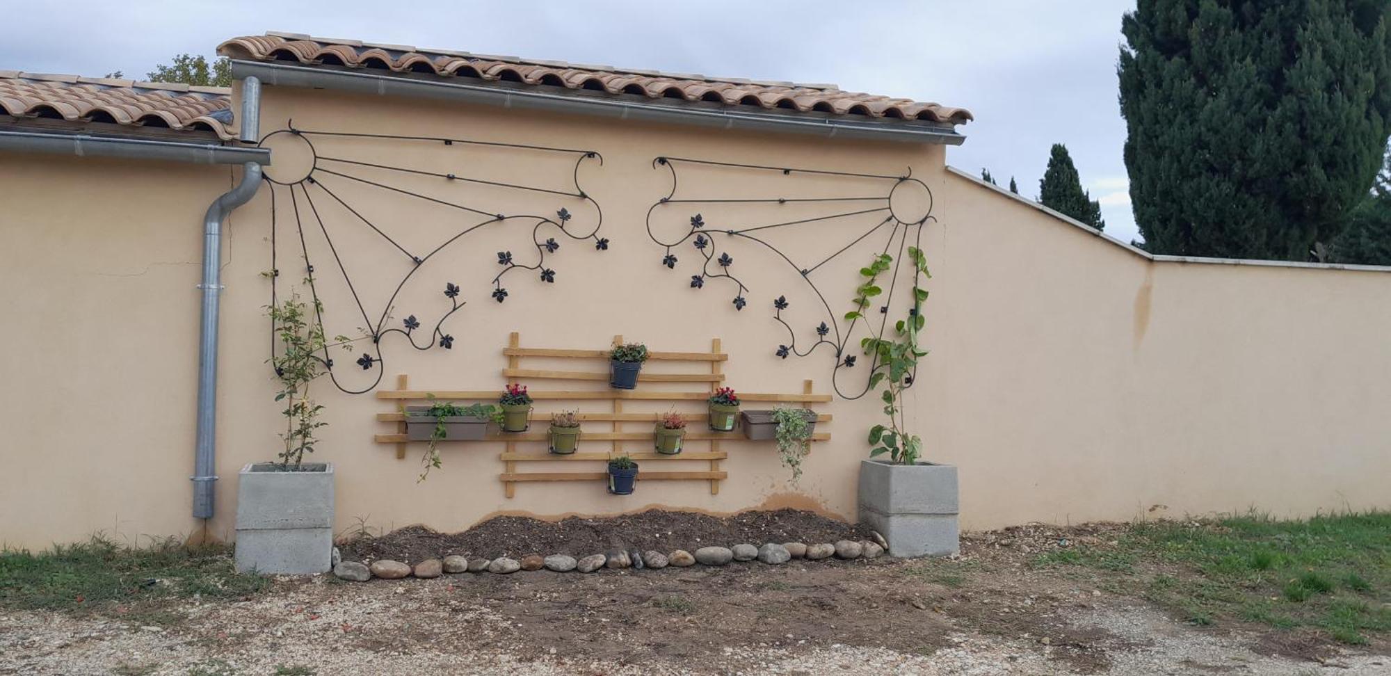 Mas La Gentille ,,, A La Campagne , Beautiful Outdoor , Swimming Pool , Pool House , Nice Green Garden , Bbq ,,, Only For You , Pour Passer Un Sejour Inoubliable Pernes-les-Fontaines Buitenkant foto