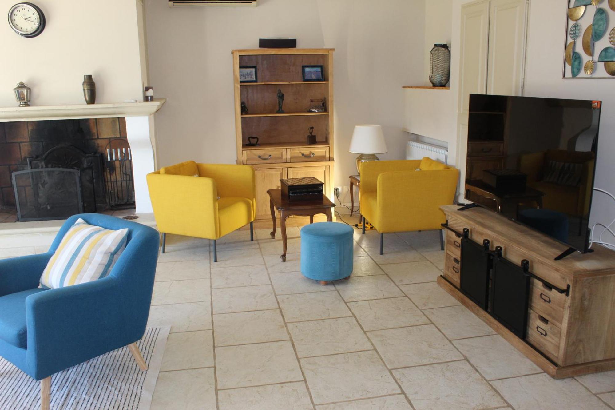 Mas La Gentille ,,, A La Campagne , Beautiful Outdoor , Swimming Pool , Pool House , Nice Green Garden , Bbq ,,, Only For You , Pour Passer Un Sejour Inoubliable Pernes-les-Fontaines Buitenkant foto