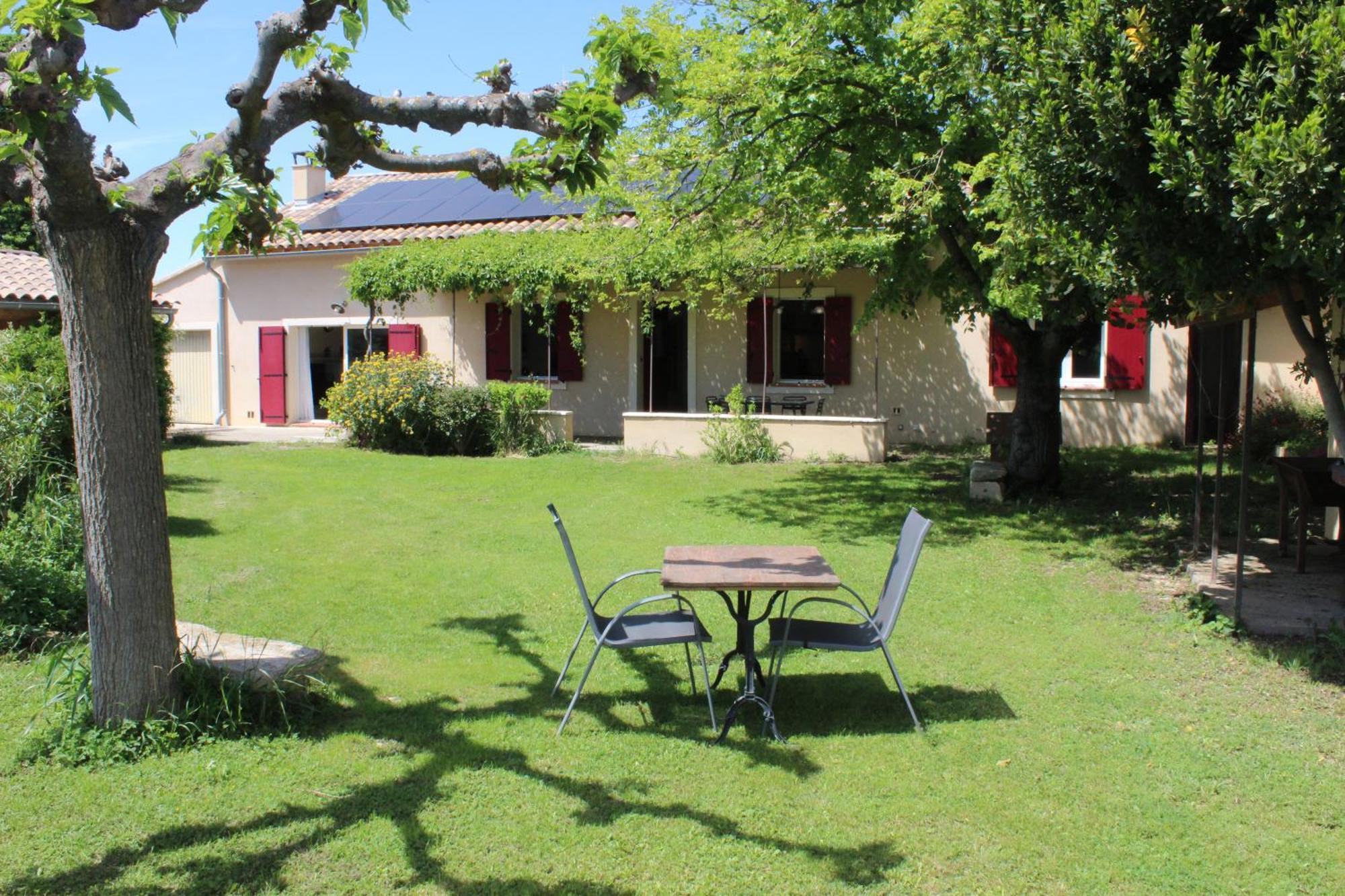 Mas La Gentille ,,, A La Campagne , Beautiful Outdoor , Swimming Pool , Pool House , Nice Green Garden , Bbq ,,, Only For You , Pour Passer Un Sejour Inoubliable Pernes-les-Fontaines Buitenkant foto